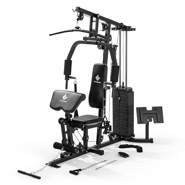 Gimnasio multifunción FitEngine con barra de dorsales, bloque de pesas y rodillos de piernas